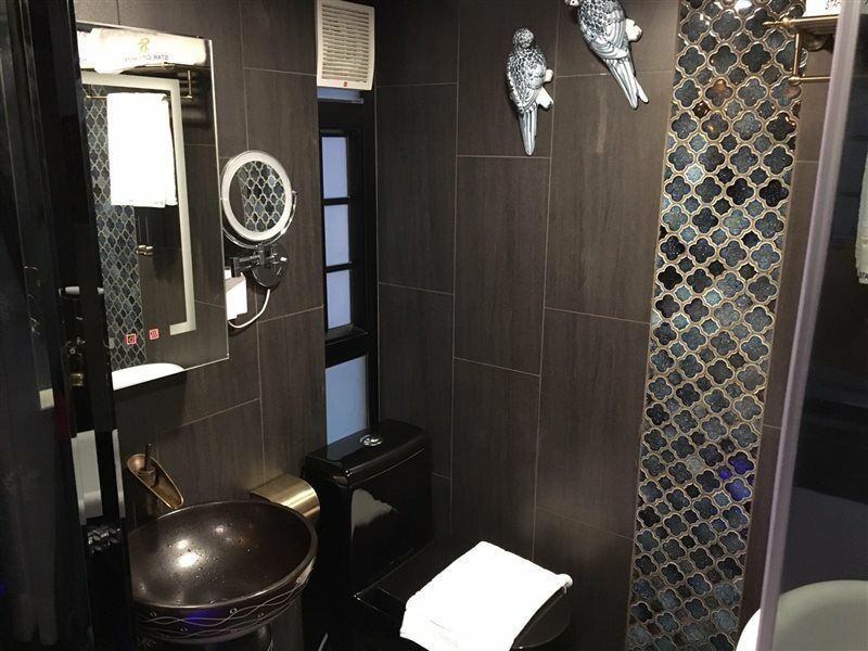 Star City Hotel - Causeway Bay Hong Kong Exterior photo